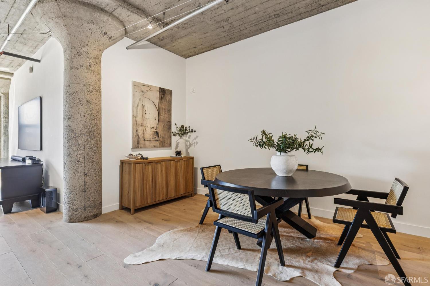 Photo #7: 426121222 Listing: Photo #7