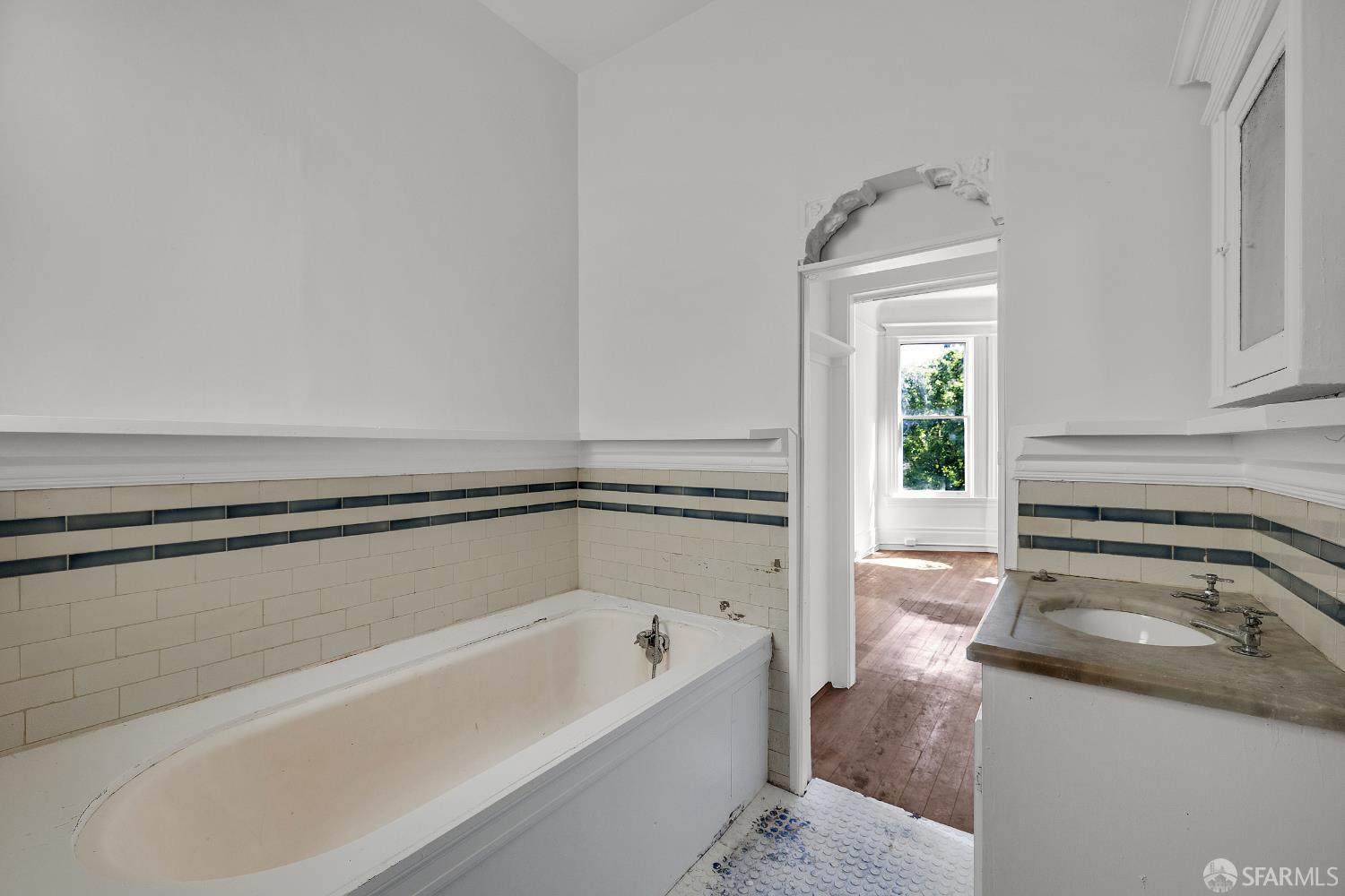 Photo #28: 426114935 Listing: Photo #28