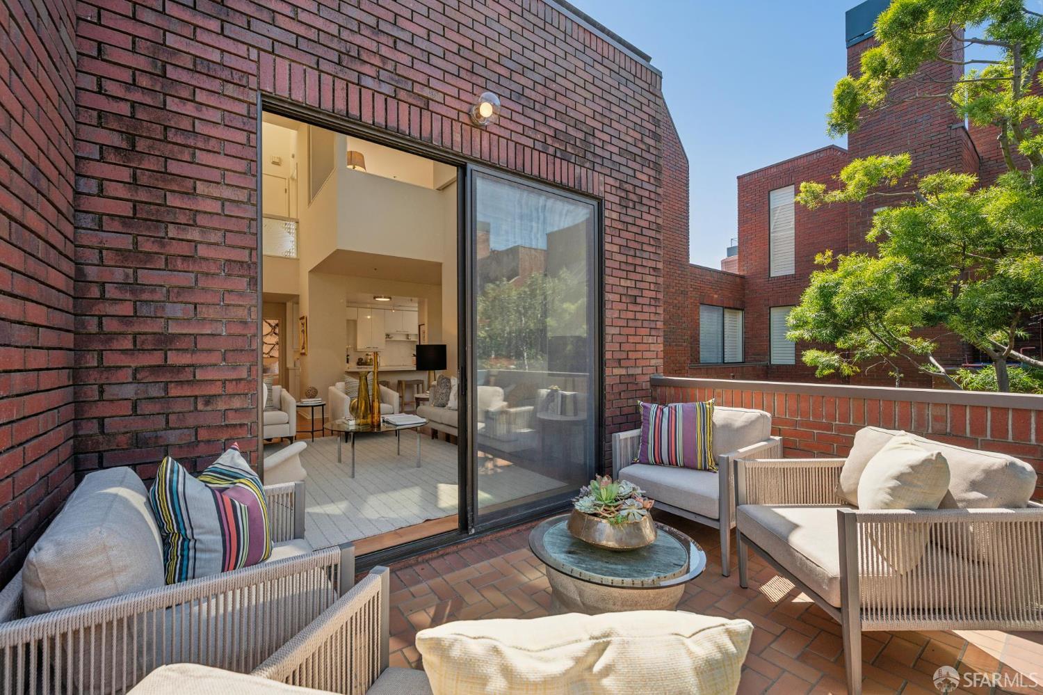 Photo #6: 426110771 Listing: Photo #6