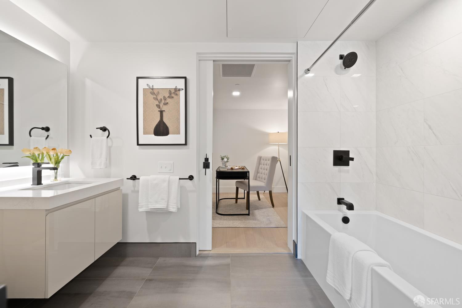 Photo #14: 426123112 Listing: Photo #14