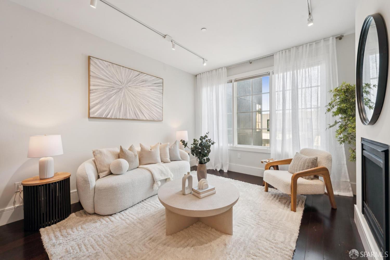 Photo #10: 426123160 Listing: Photo #10