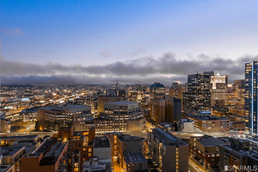 Photo #6: 426120381 Listing: Photo #6