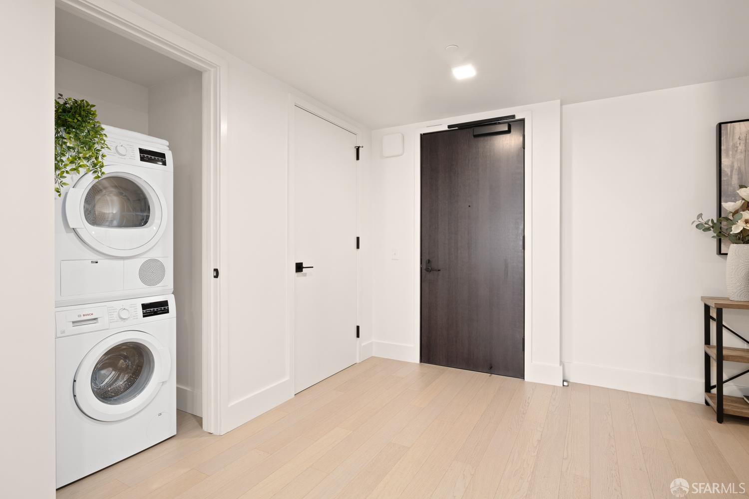 Photo #19: 426123112 Listing: Photo #19