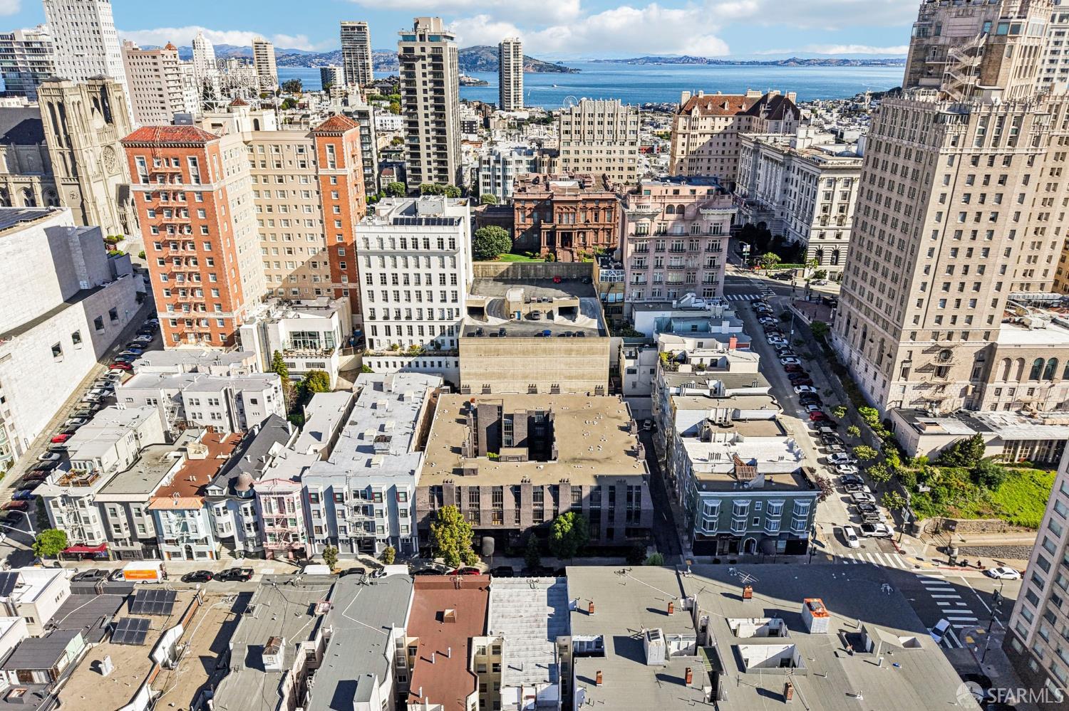 Photo #35: 426123339 Listing: Photo #35