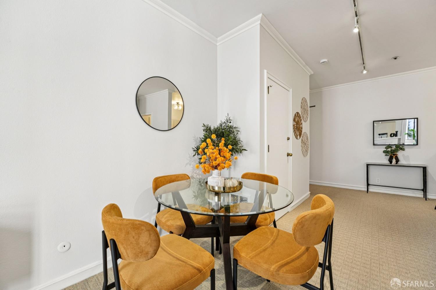 Photo #9: 426123339 Listing: Photo #9