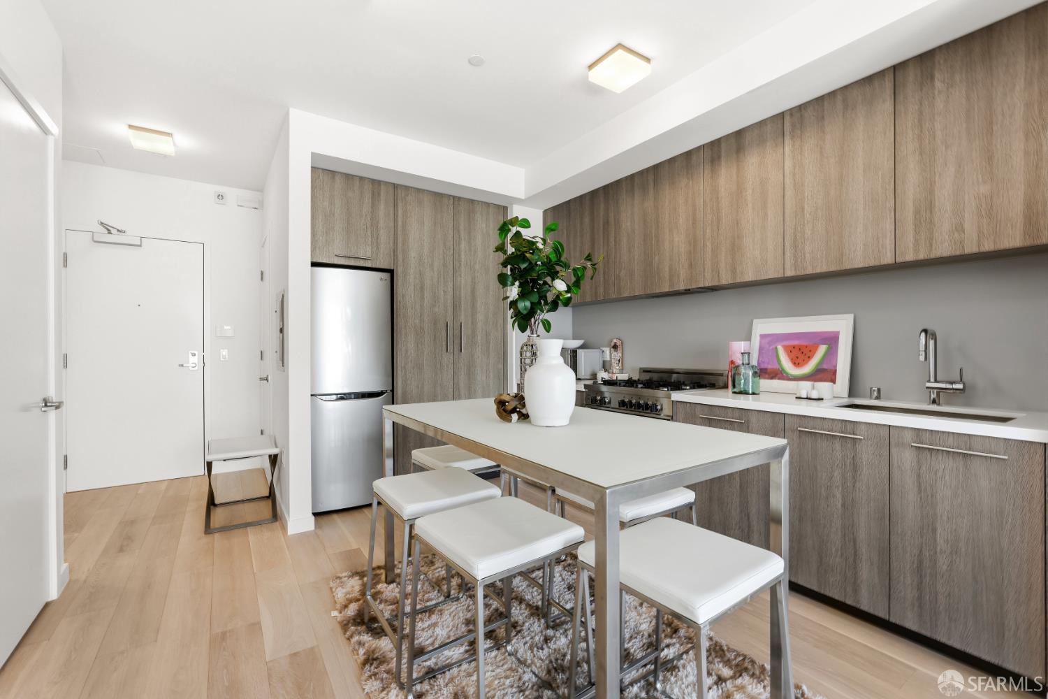 Photo #4: 426123291 Listing: Photo #4