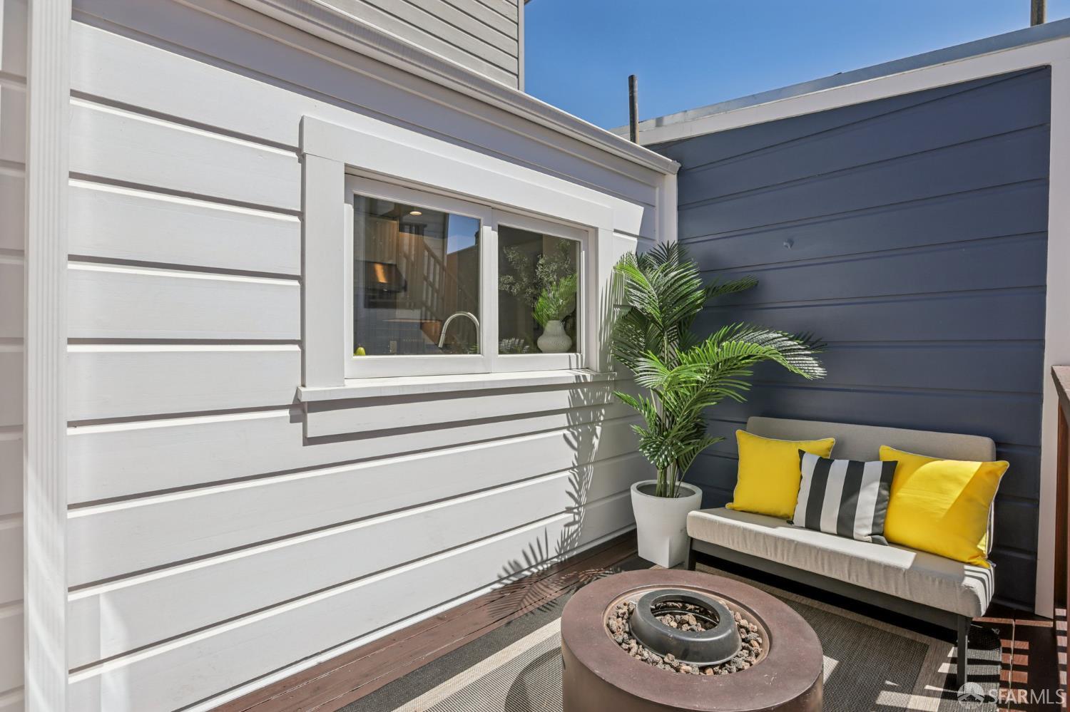 Detail Gallery Image 19 of 51 For 1175 York St, San Francisco,  CA 94110 - – Beds | – Baths