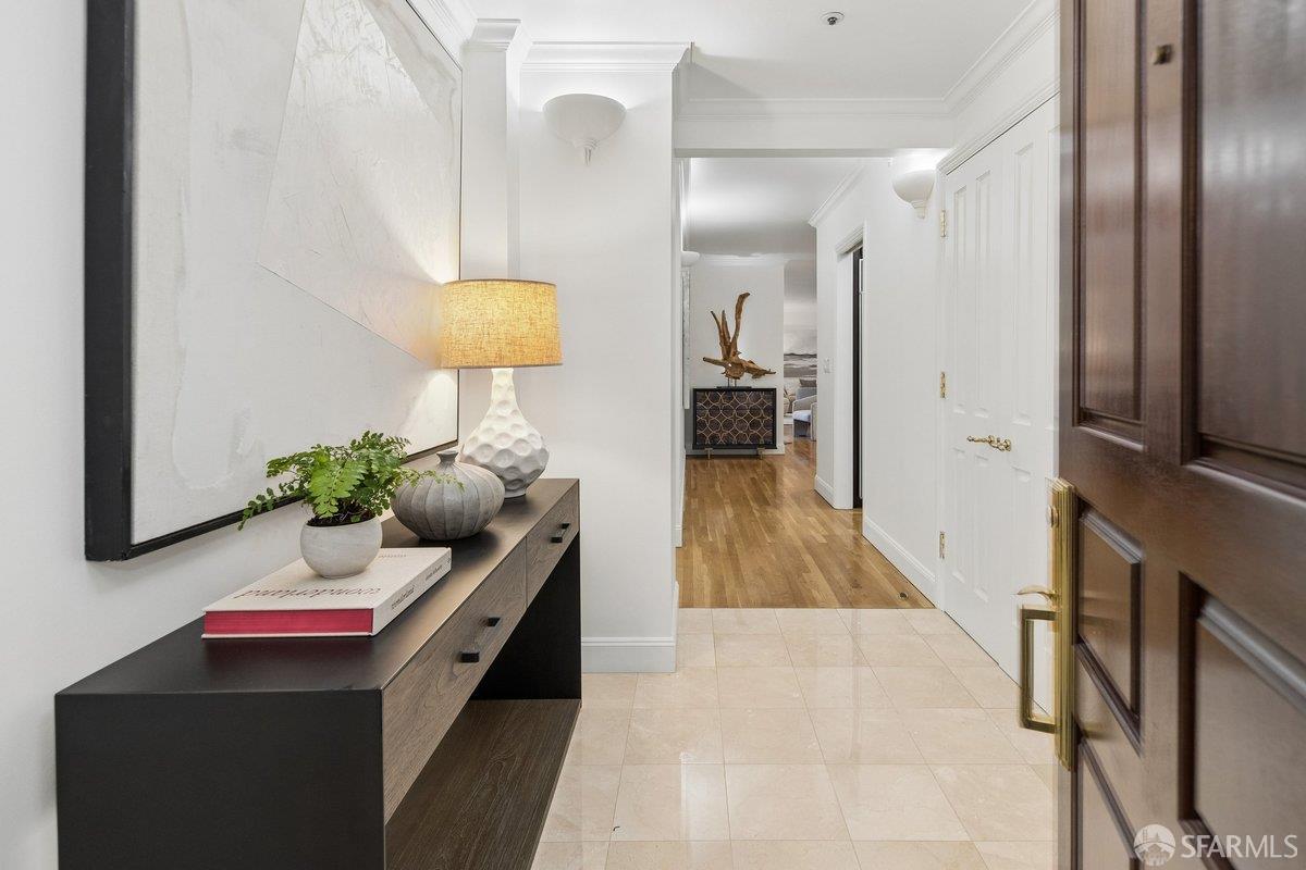 Photo #5: 426123230 Listing: Photo #5