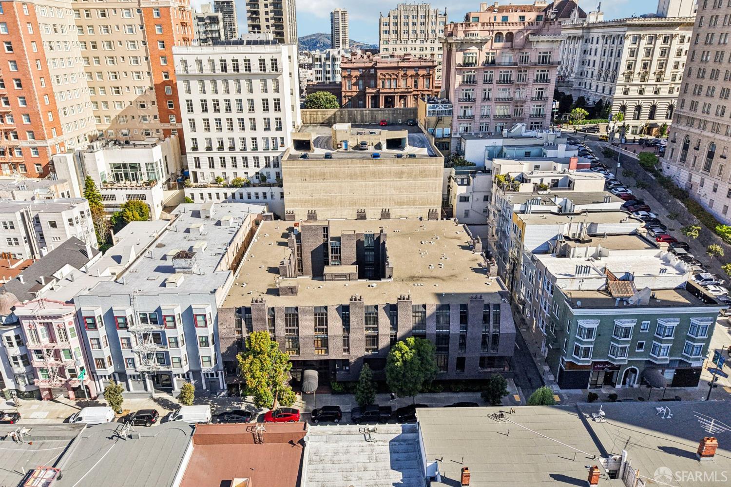 Photo #32: 426123339 Listing: Photo #32