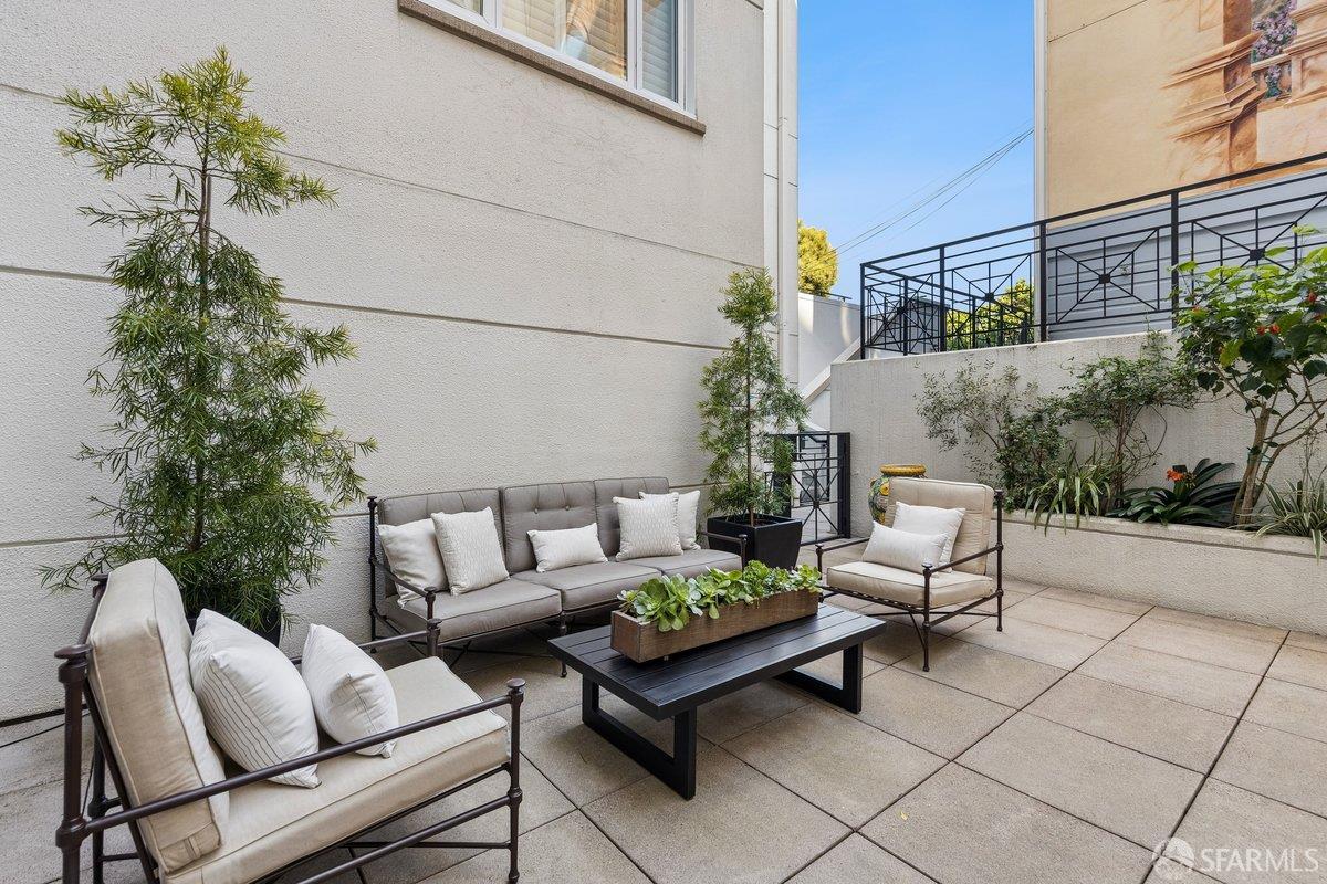 Photo #15: 426123230 Listing: Photo #15