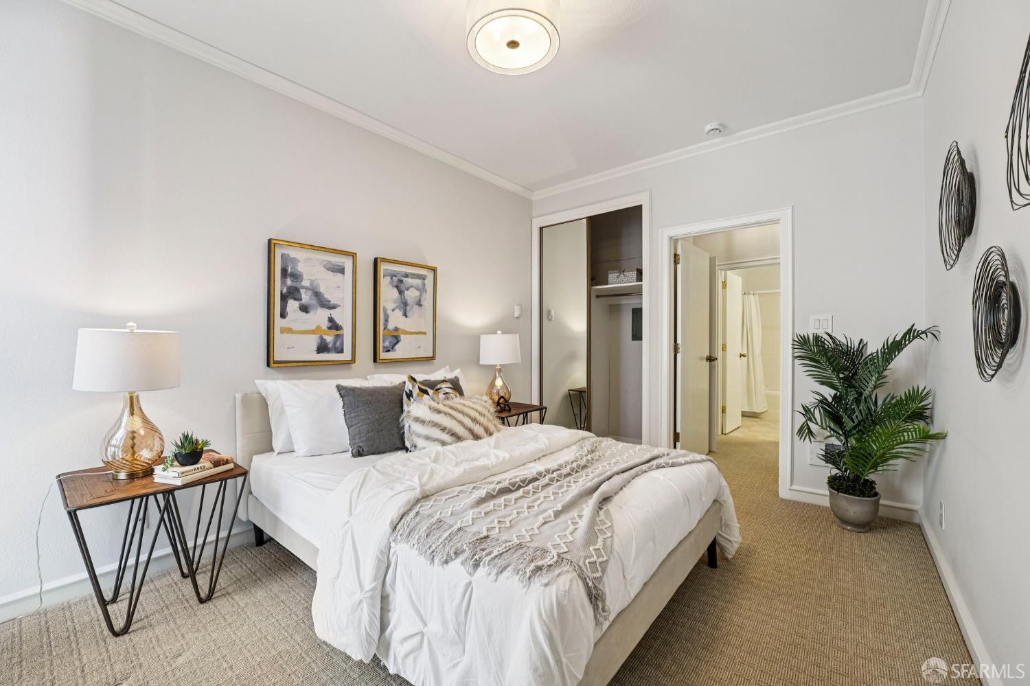 Photo #19: 426123339 Listing: Photo #19