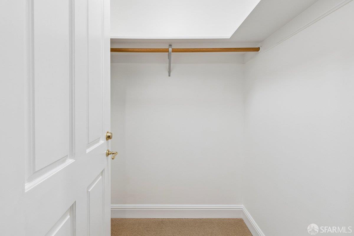 Photo #37: 426123230 Listing: Photo #37