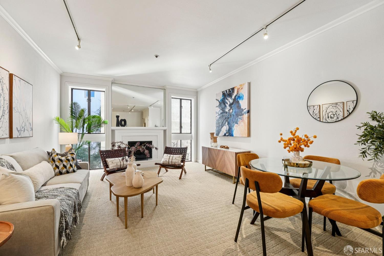 Photo #8: 426123339 Listing: Photo #8