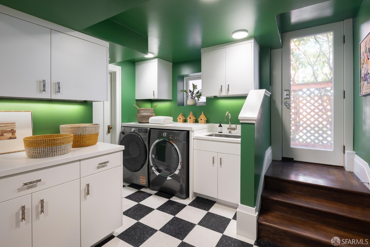 Detail Gallery Image 27 of 36 For 2206 Lake St, San Francisco,  CA 94121 - 4 Beds | 3/1 Baths