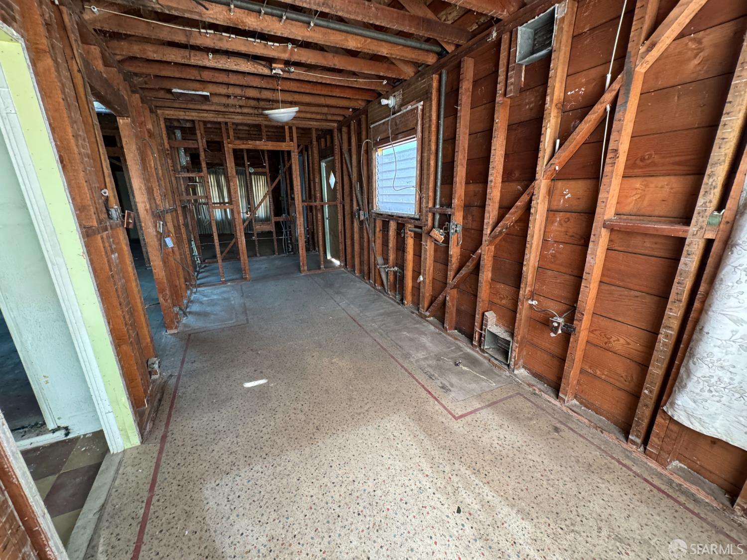 Detail Gallery Image 17 of 33 For 563 Durant Ave, San Leandro,  CA 94577 - 2 Beds | 1 Baths