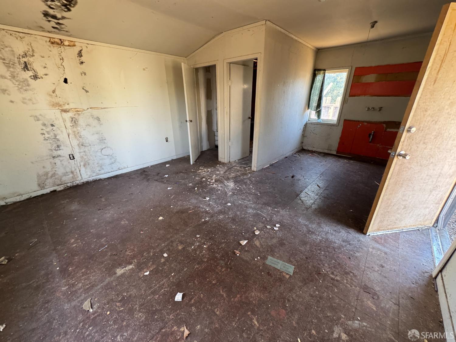 Detail Gallery Image 29 of 33 For 563 Durant Ave, San Leandro,  CA 94577 - 2 Beds | 1 Baths