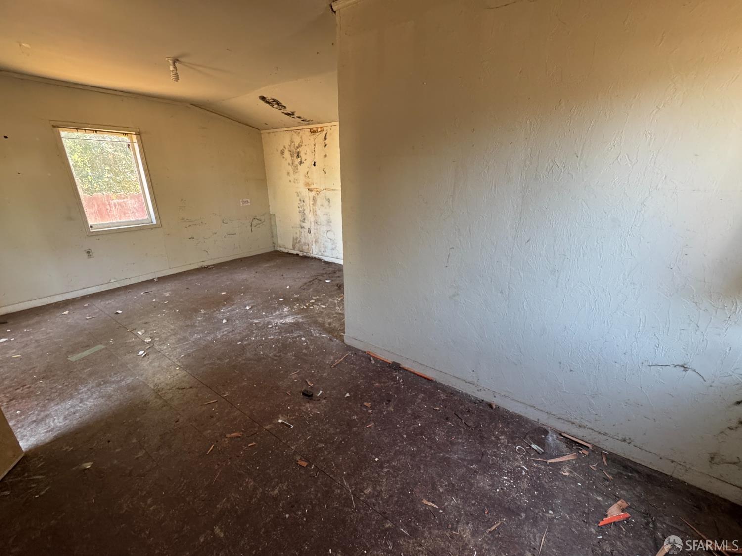 Detail Gallery Image 32 of 33 For 563 Durant Ave, San Leandro,  CA 94577 - 2 Beds | 1 Baths