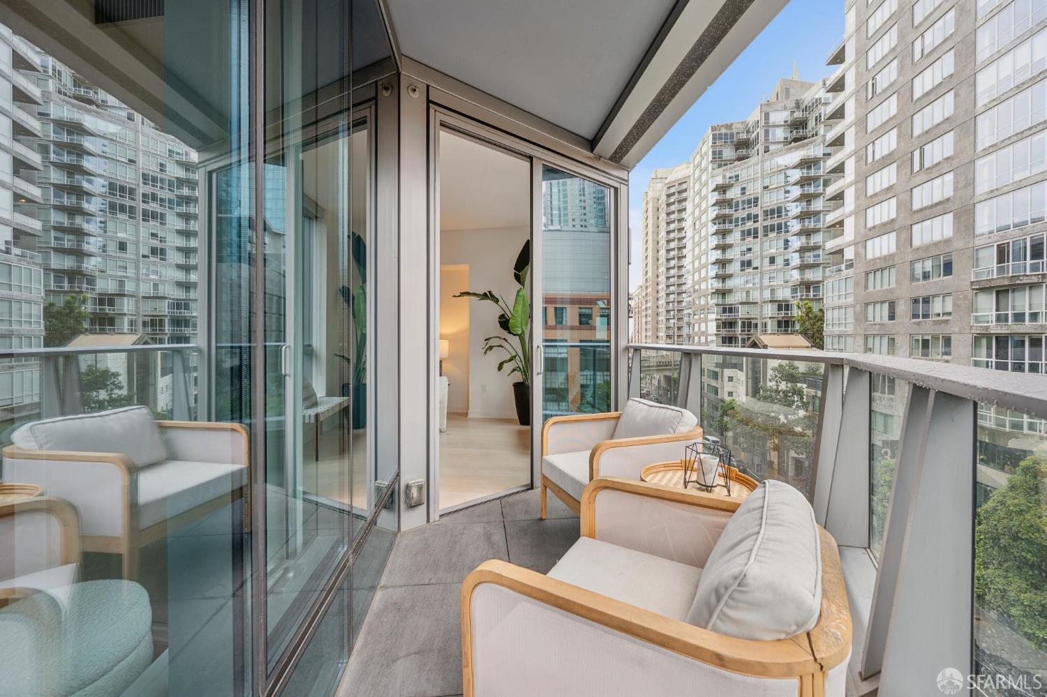 Photo #11: 426121930 Listing: Photo #11