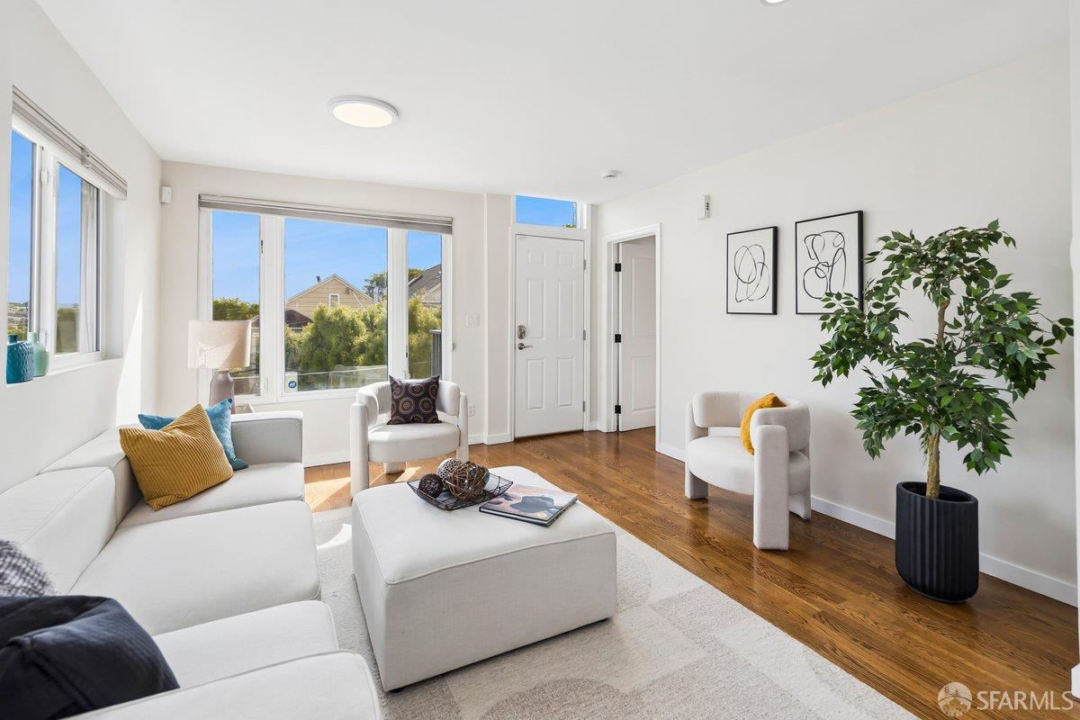 Photo #7: 426123796 Listing: Photo #7