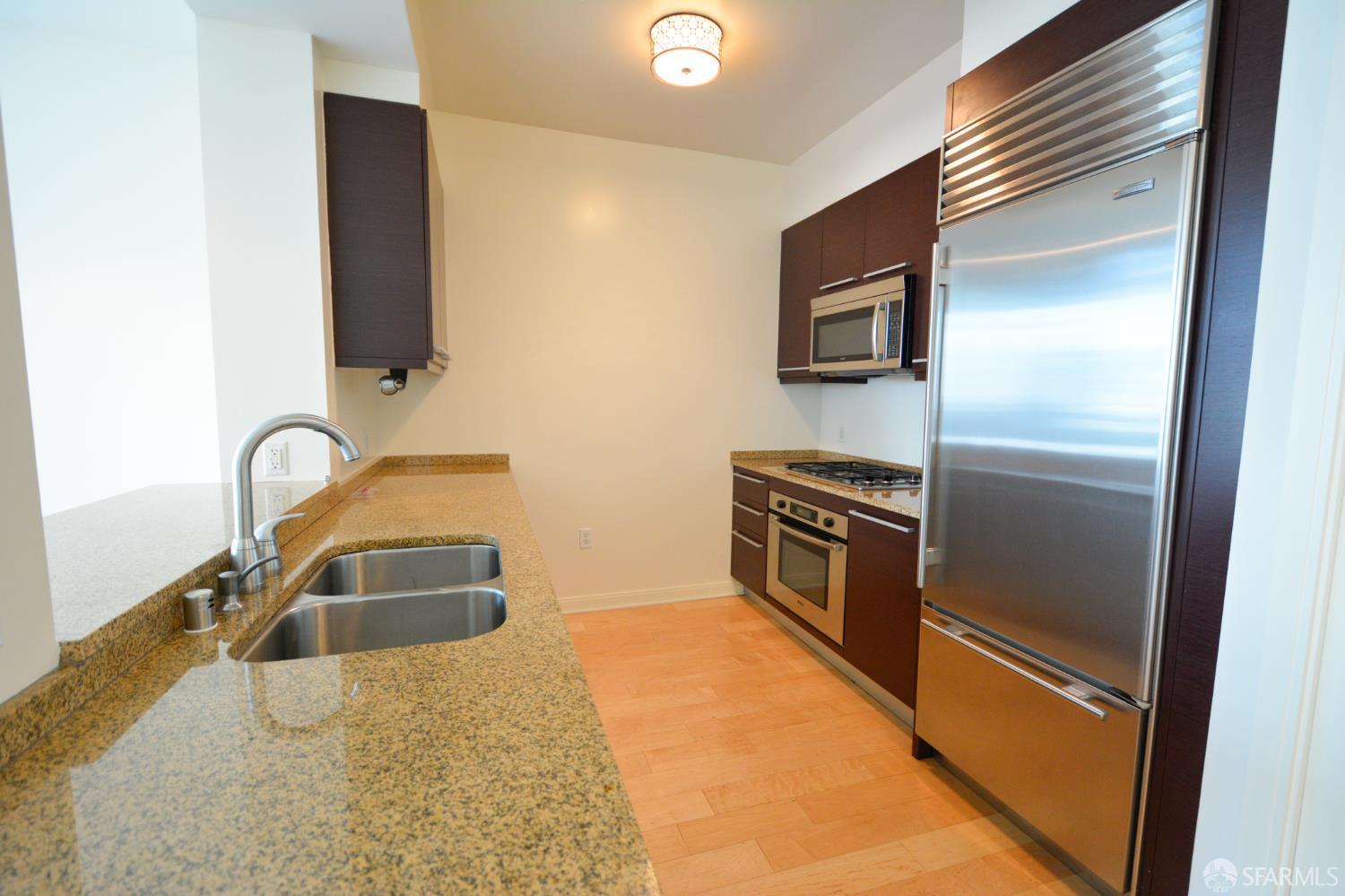425 1st UNIT 807, San Francisco, CA, 94105