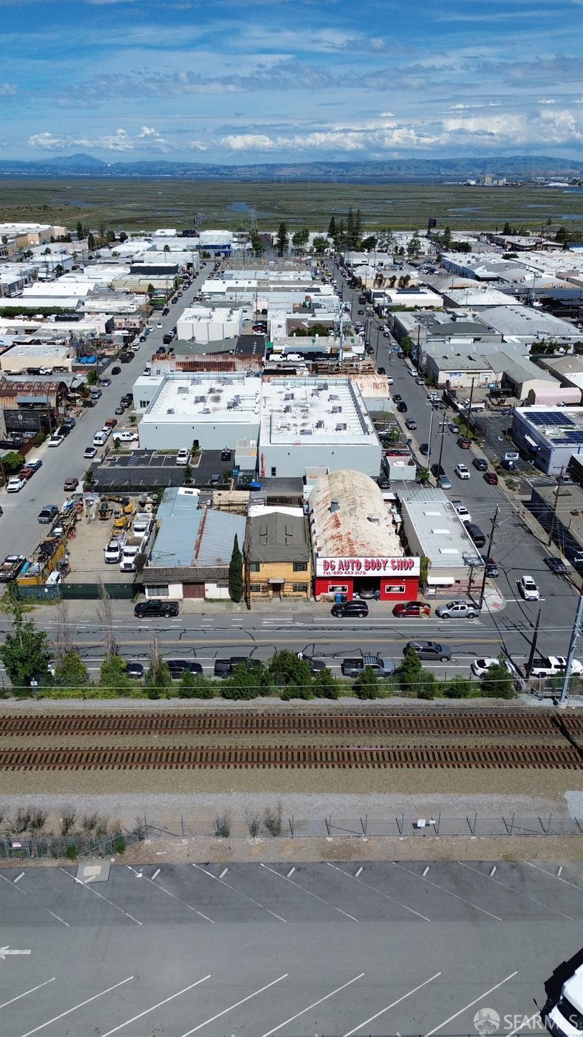 Detail Gallery Image 11 of 46 For 1523 Old County Rd, San Carlos,  CA 94070 - – Beds | – Baths