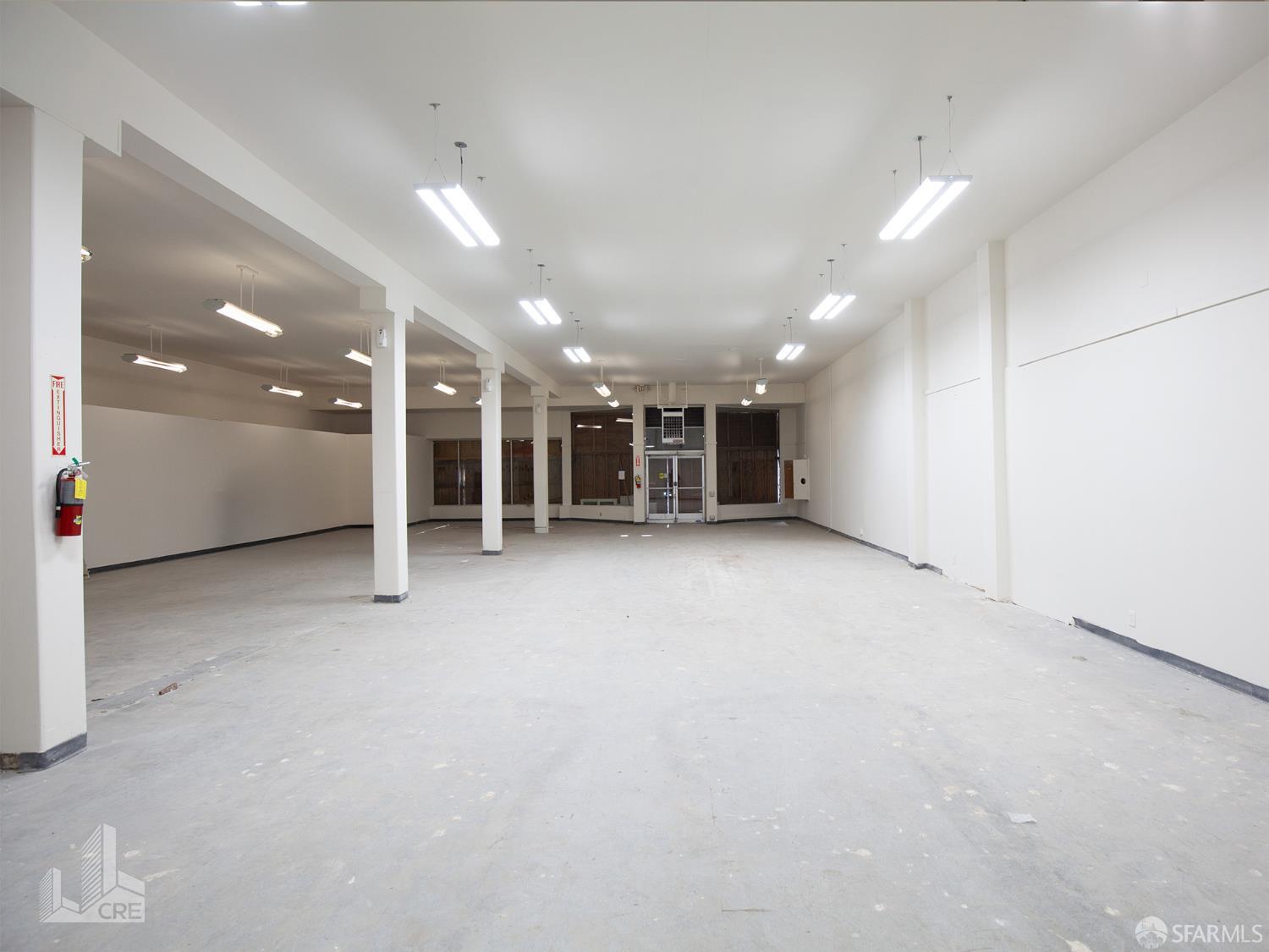 Detail Gallery Image 7 of 7 For 820 Clement St, San Francisco,  CA 94118 - – Beds | – Baths