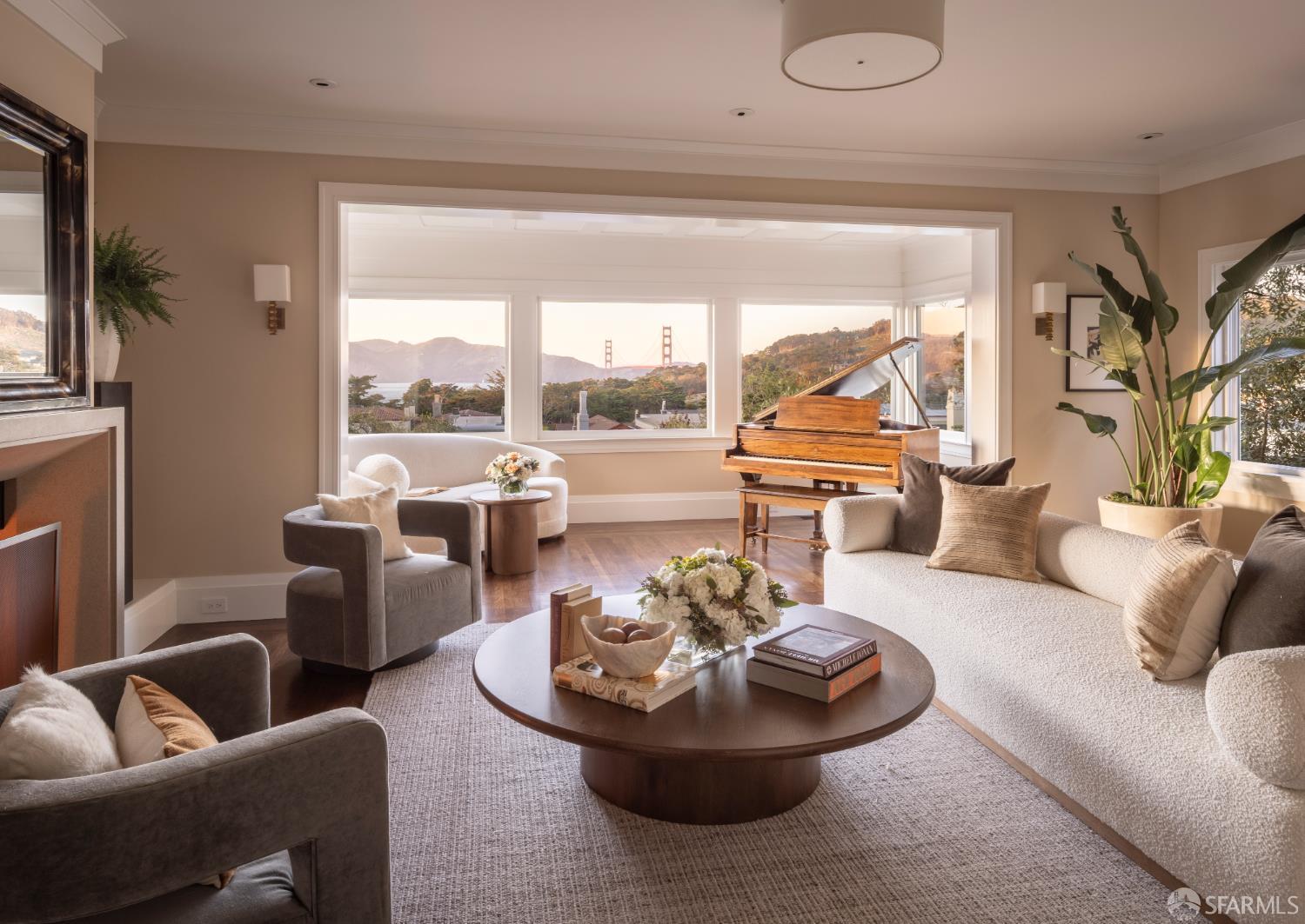 Detail Gallery Image 2 of 36 For 2206 Lake St, San Francisco,  CA 94121 - 4 Beds | 3/1 Baths