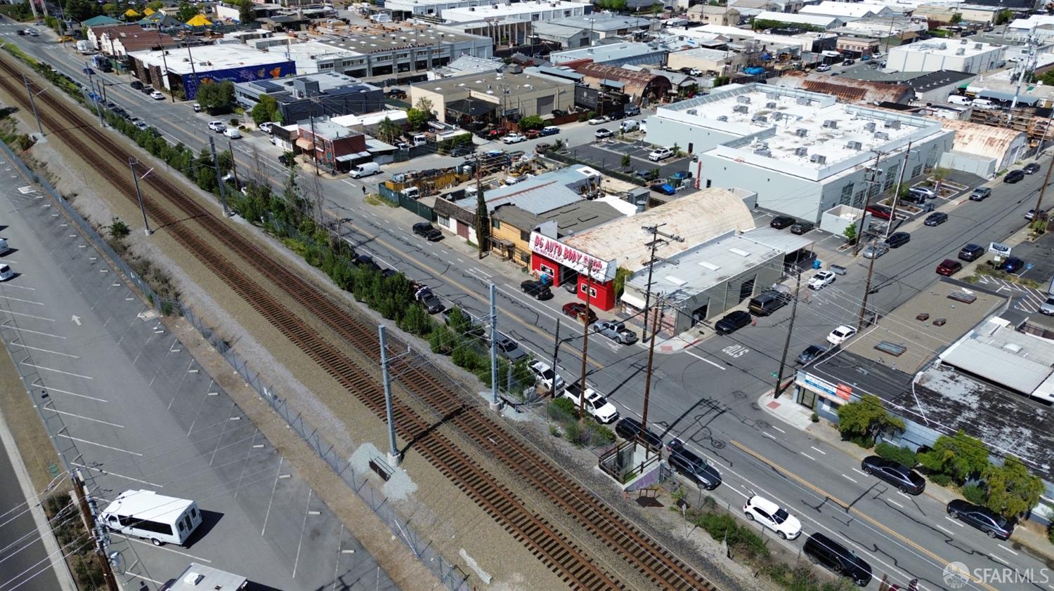 Detail Gallery Image 15 of 46 For 1523 Old County Rd, San Carlos,  CA 94070 - – Beds | – Baths