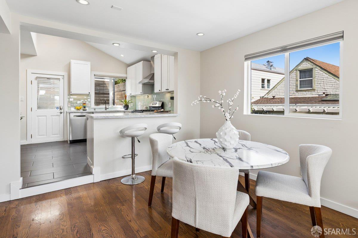 Photo #9: 426123796 Listing: Photo #9