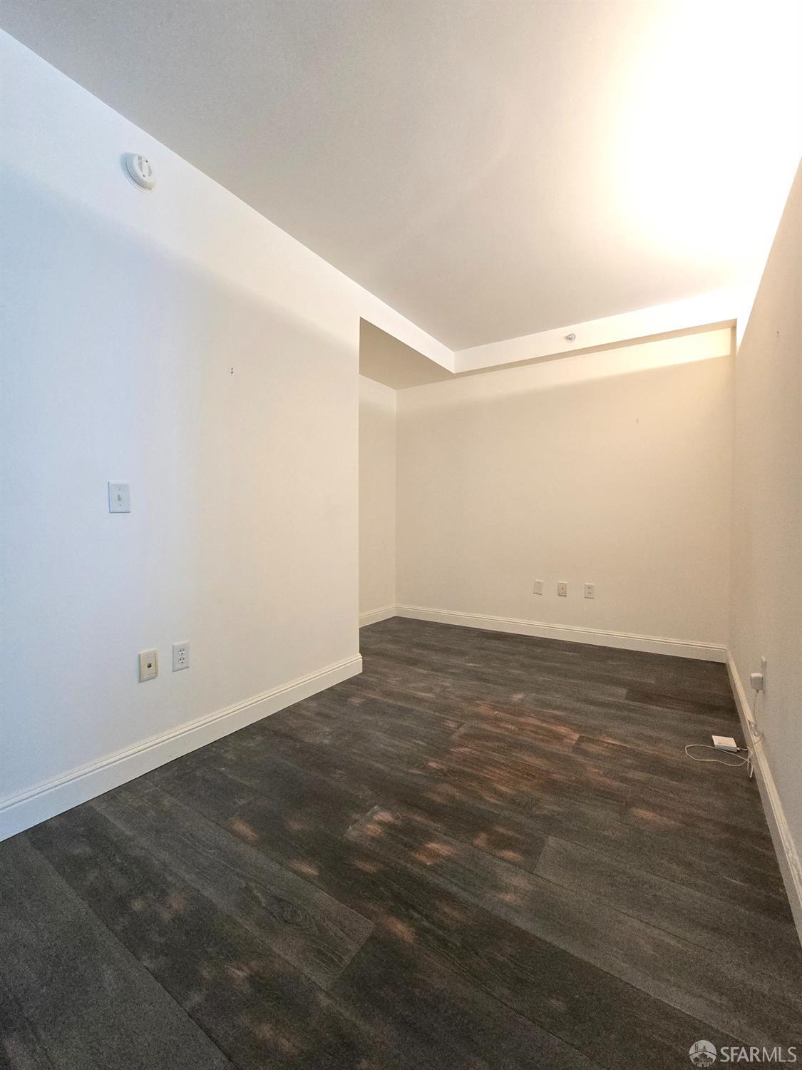 Photo #5: 426123644 Listing: Photo #5