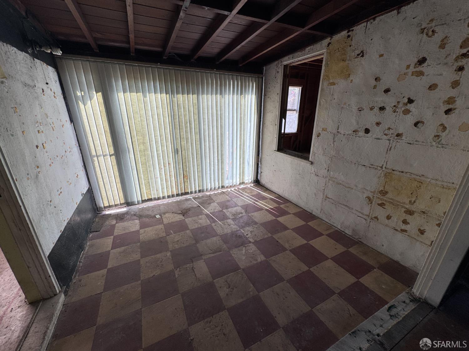 Detail Gallery Image 19 of 33 For 563 Durant Ave, San Leandro,  CA 94577 - 2 Beds | 1 Baths