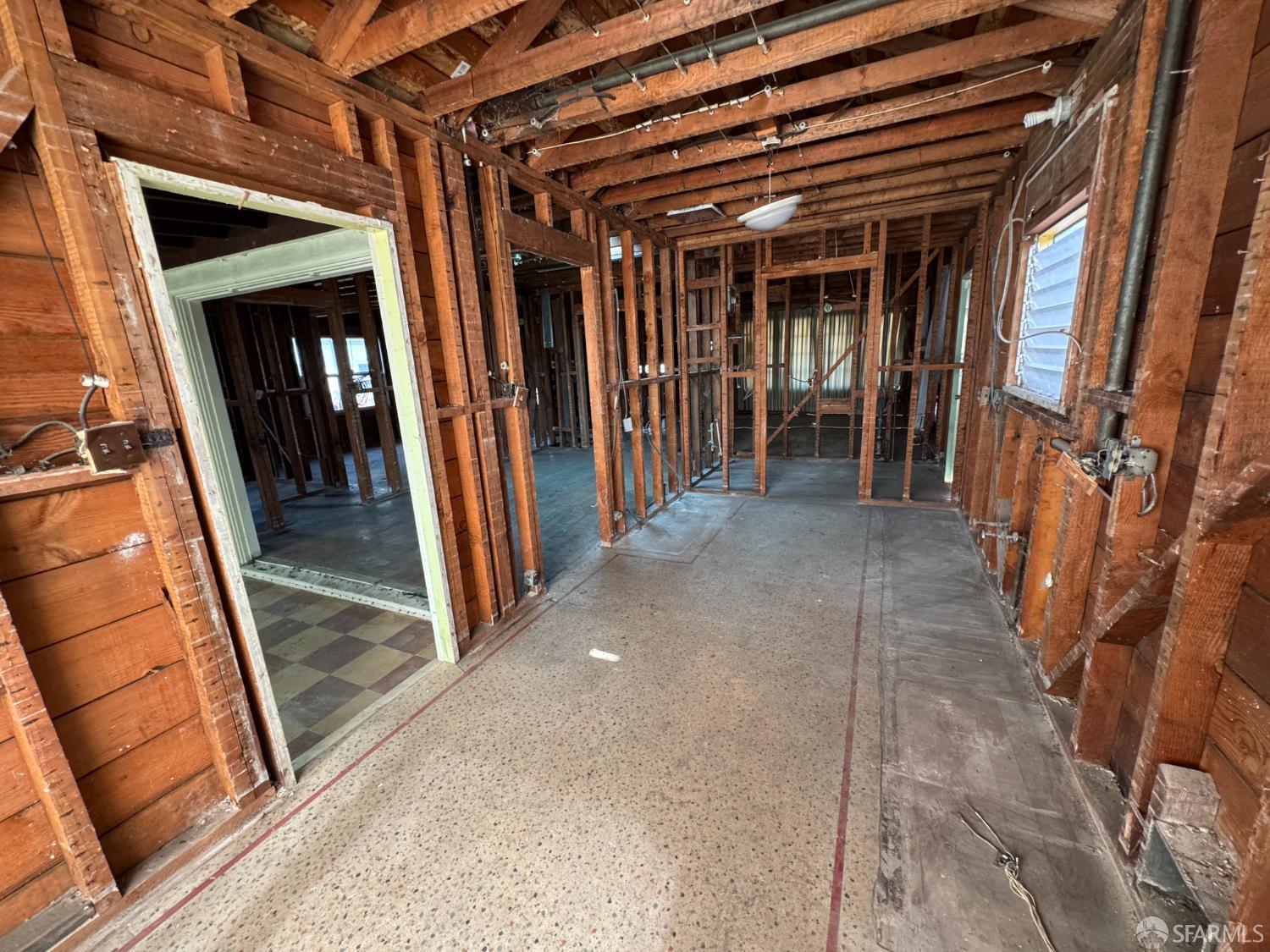 Detail Gallery Image 16 of 33 For 563 Durant Ave, San Leandro,  CA 94577 - 2 Beds | 1 Baths