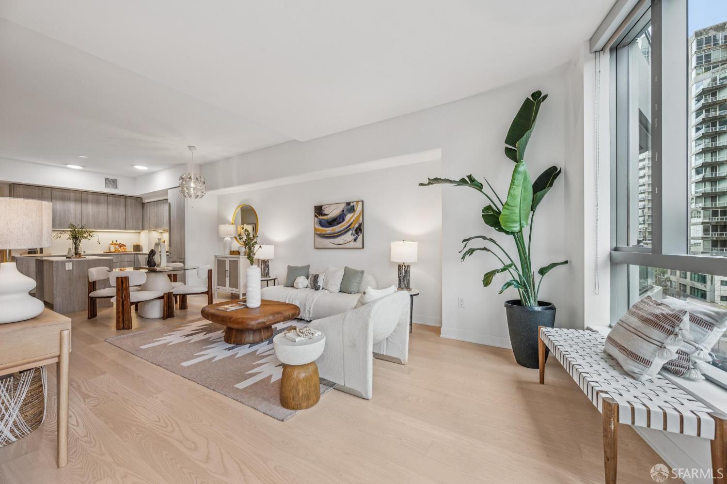 Photo #13: 426121930 Listing: Photo #13