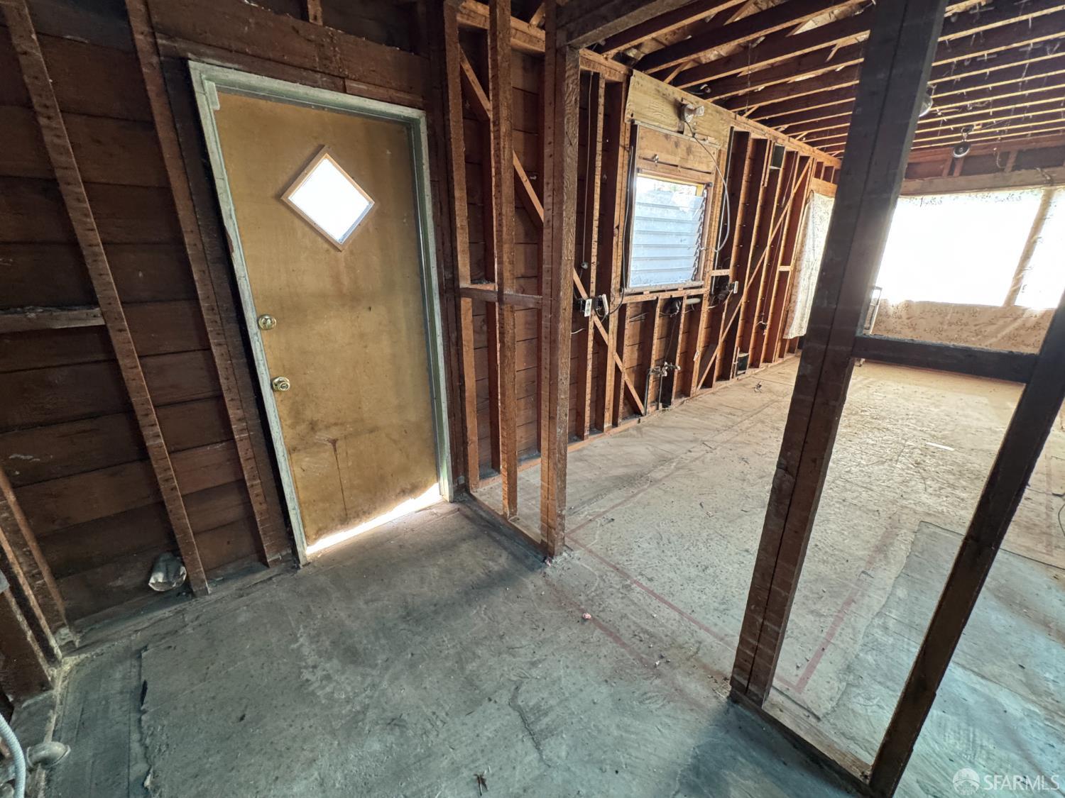 Detail Gallery Image 18 of 33 For 563 Durant Ave, San Leandro,  CA 94577 - 2 Beds | 1 Baths