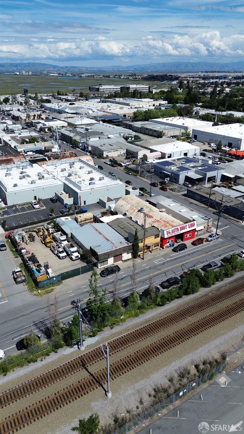 Detail Gallery Image 12 of 46 For 1523 Old County Rd, San Carlos,  CA 94070 - – Beds | – Baths