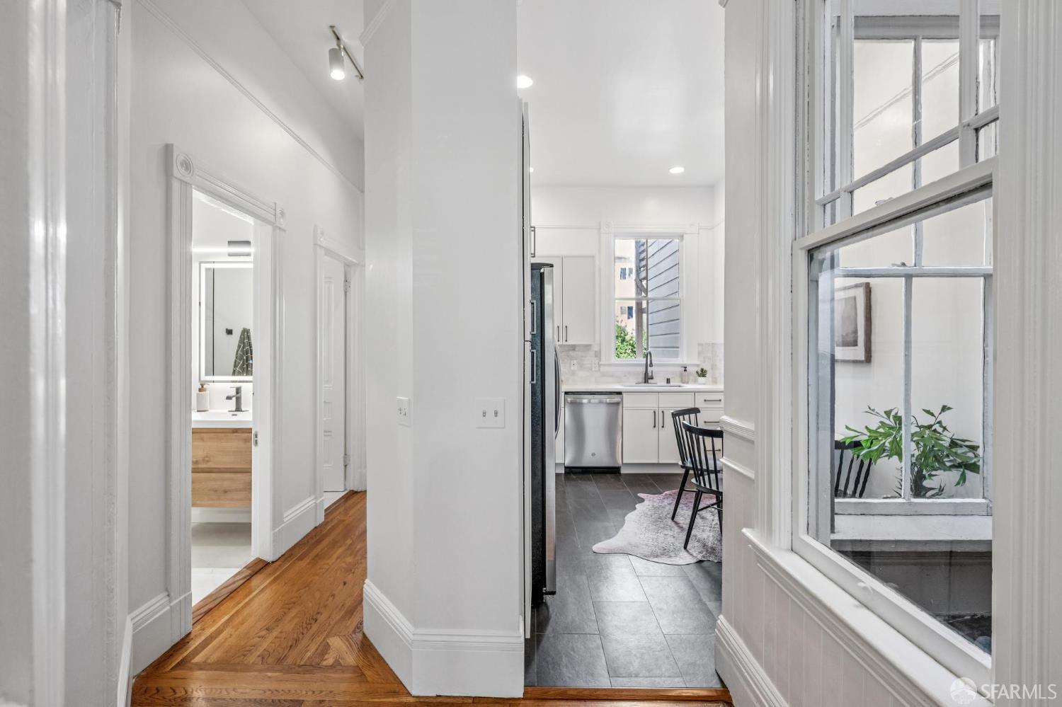 Photo #19: 426120587 Listing: Photo #19