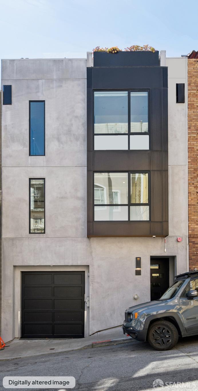 Detail Gallery Image 2 of 55 For 51 Bernard St, San Francisco,  CA 94133 - 2 Beds | 3/1 Baths