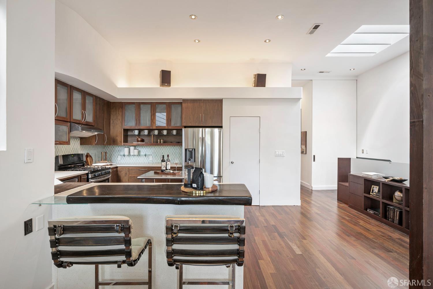 Photo #21: 426119762 Listing: Photo #21