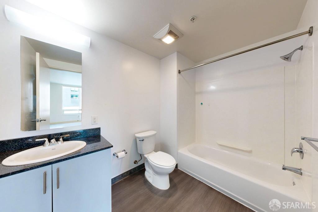 Photo #20: 426123094 Listing: Photo #20
