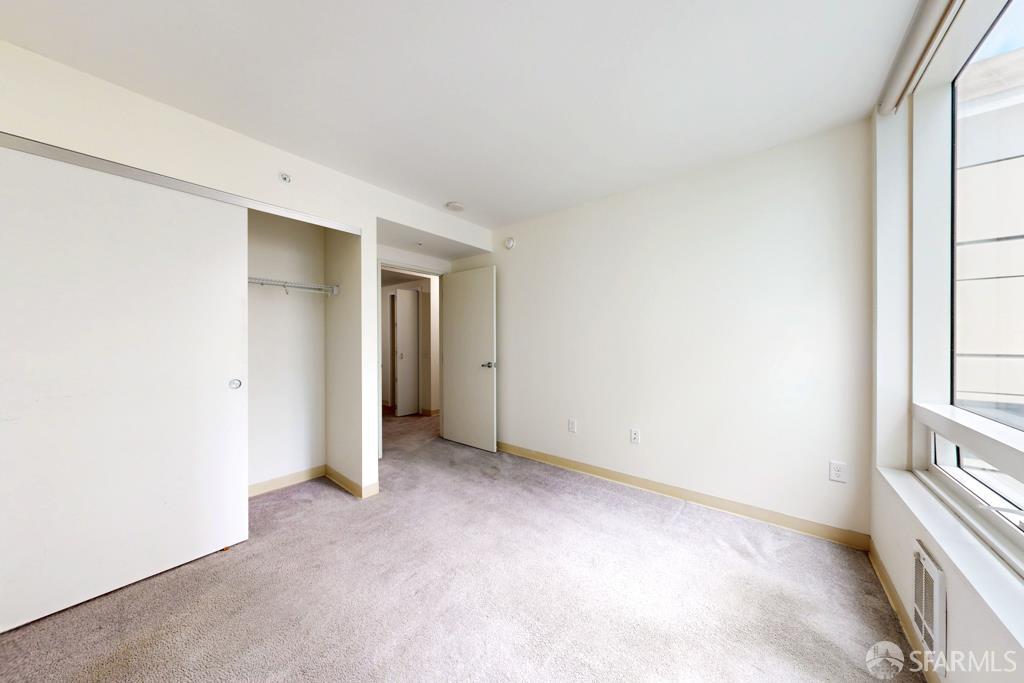Photo #13: 426123094 Listing: Photo #13