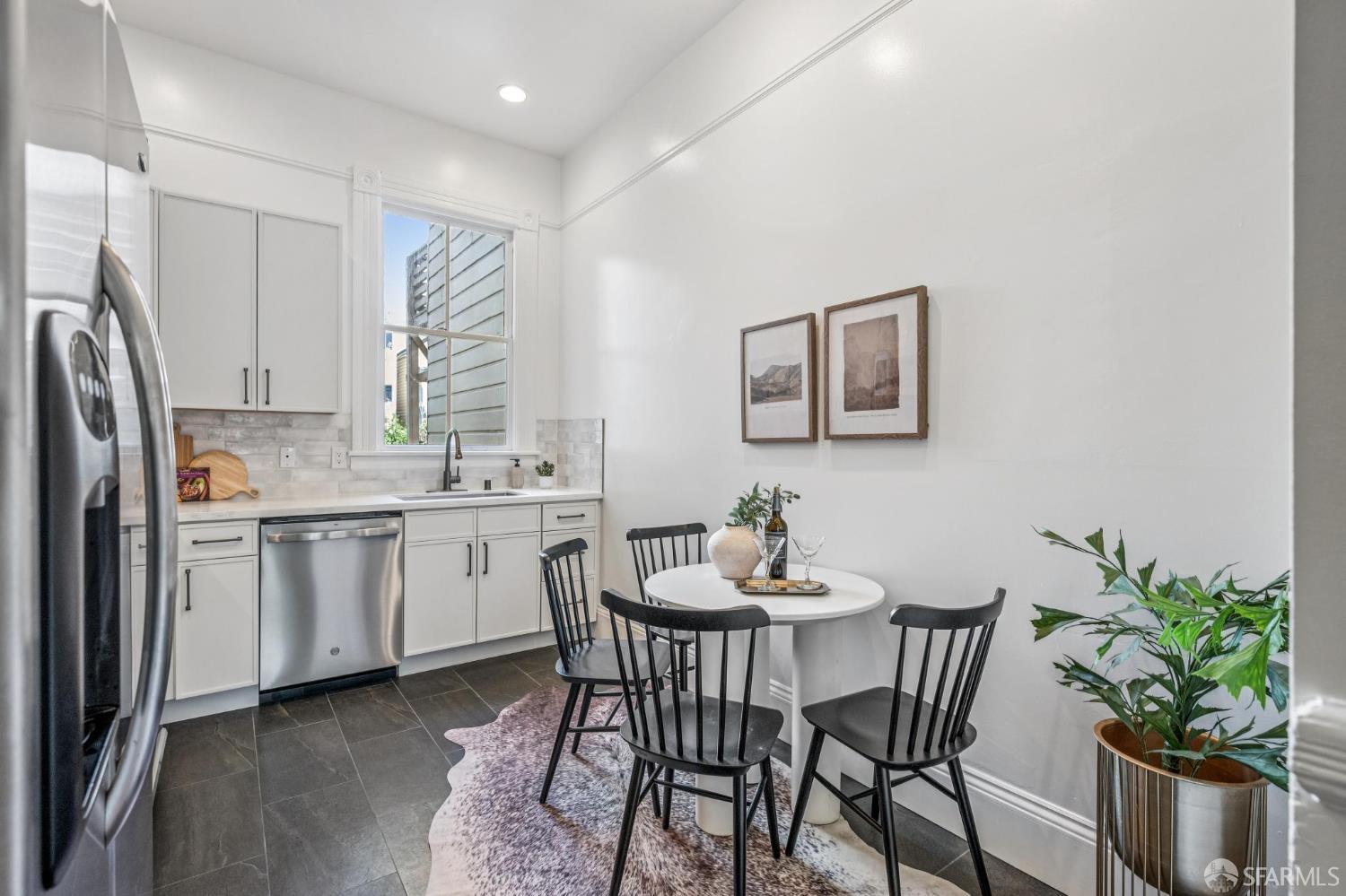 Photo #20: 426120587 Listing: Photo #20