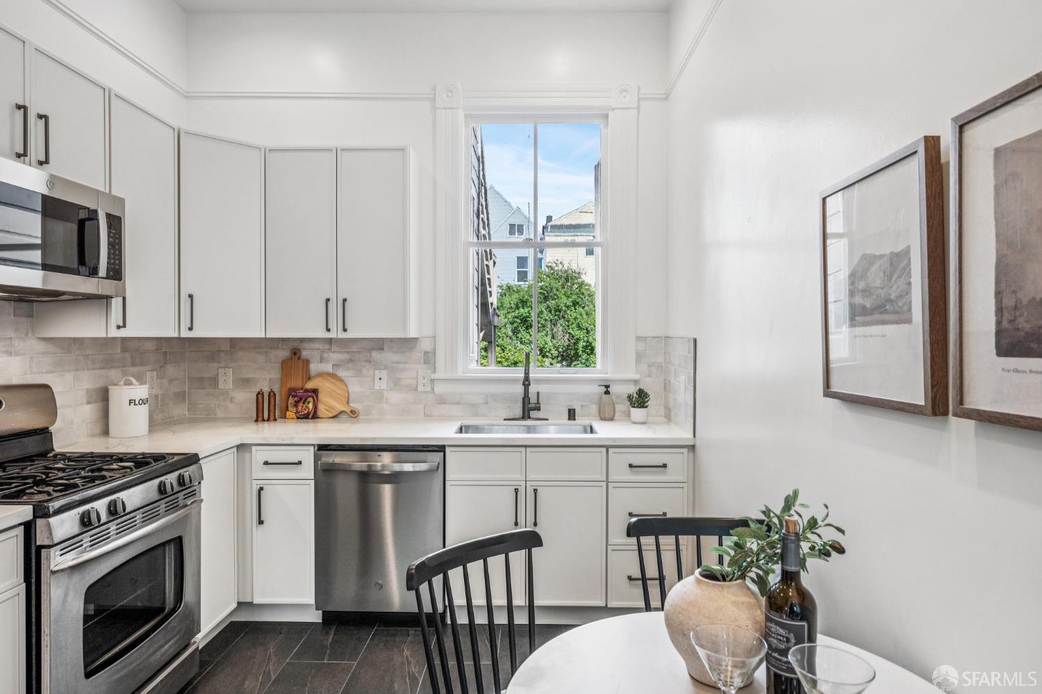 Photo #21: 426120587 Listing: Photo #21