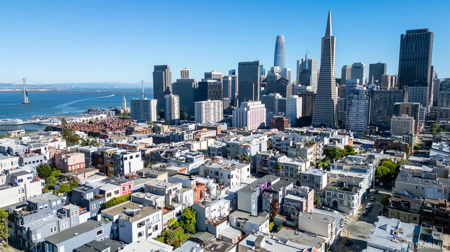 Detail Gallery Image 4 of 13 For 24 Windsor Pl, San Francisco,  CA 94133 - – Beds | – Baths