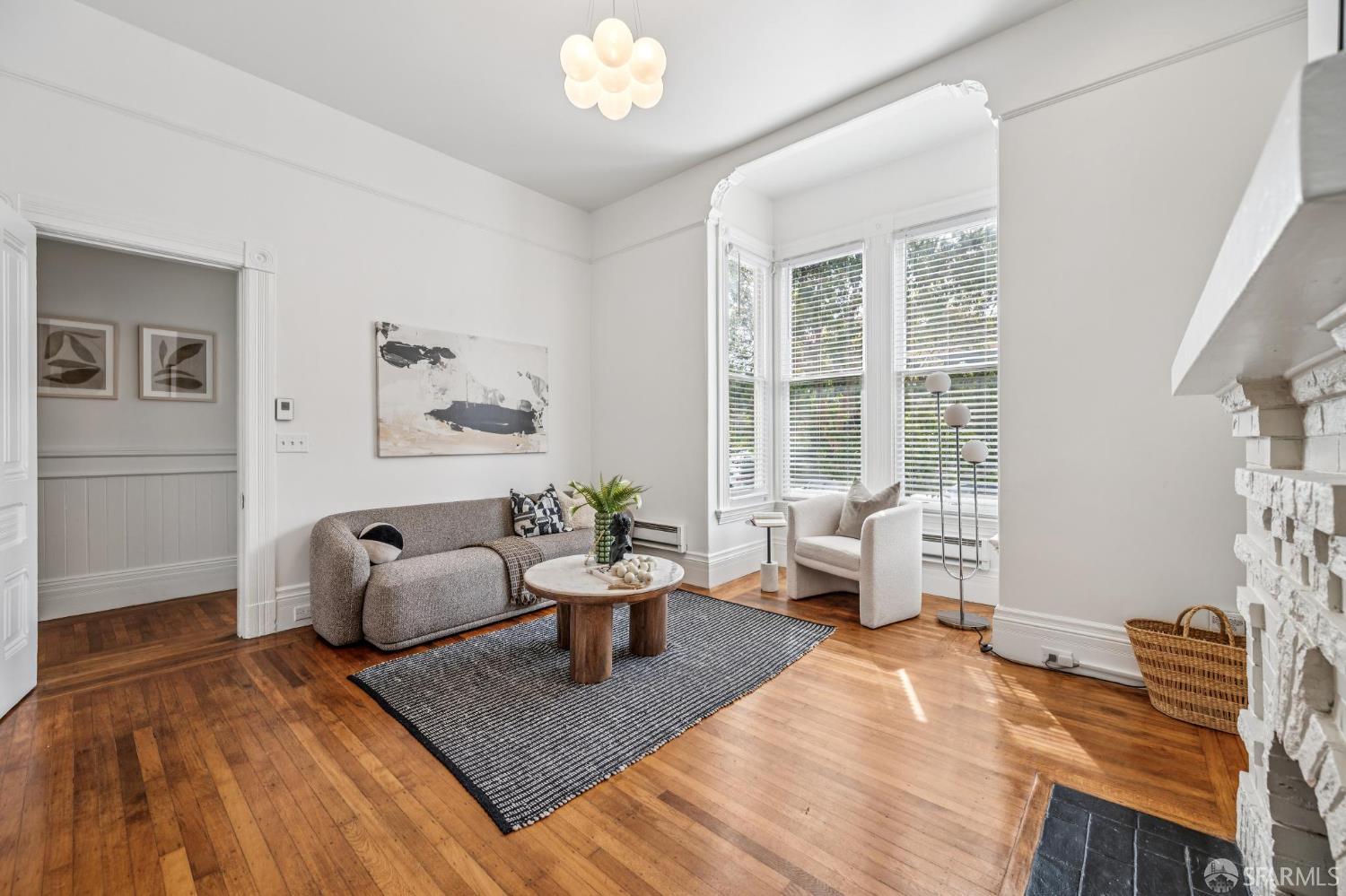 Photo #8: 426120587 Listing: Photo #8