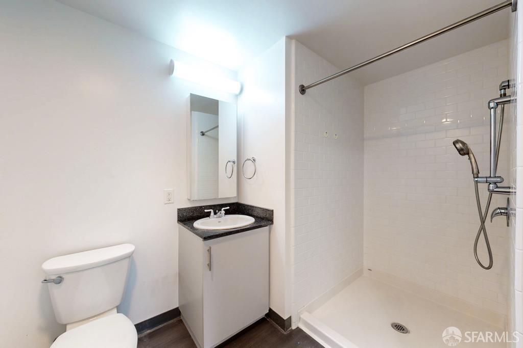 Photo #14: 426123094 Listing: Photo #14