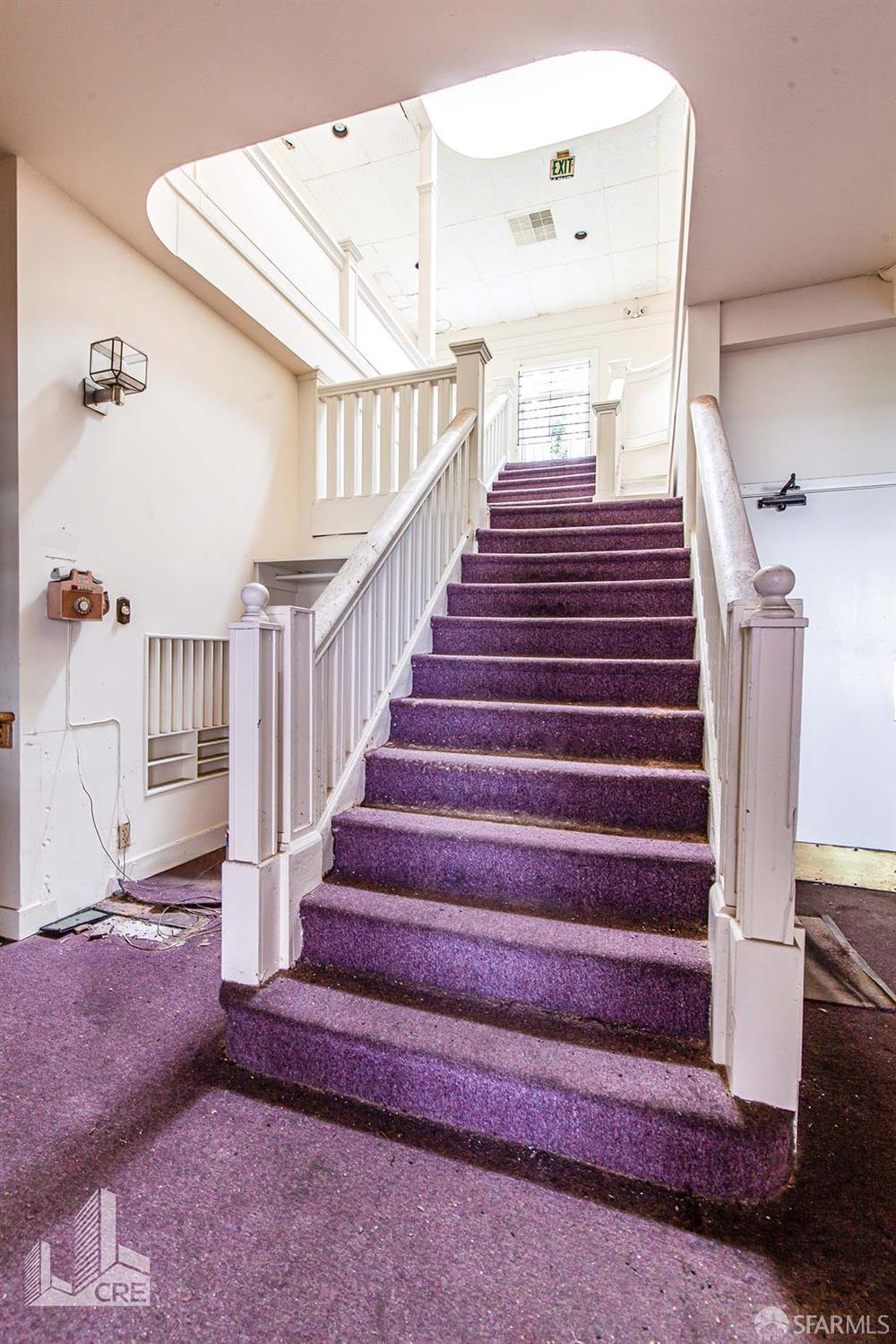 Detail Gallery Image 4 of 8 For 522 Grant Ave, San Francisco,  CA 94108 - – Beds | – Baths