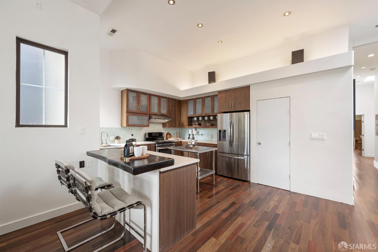 Photo #20: 426119762 Listing: Photo #20