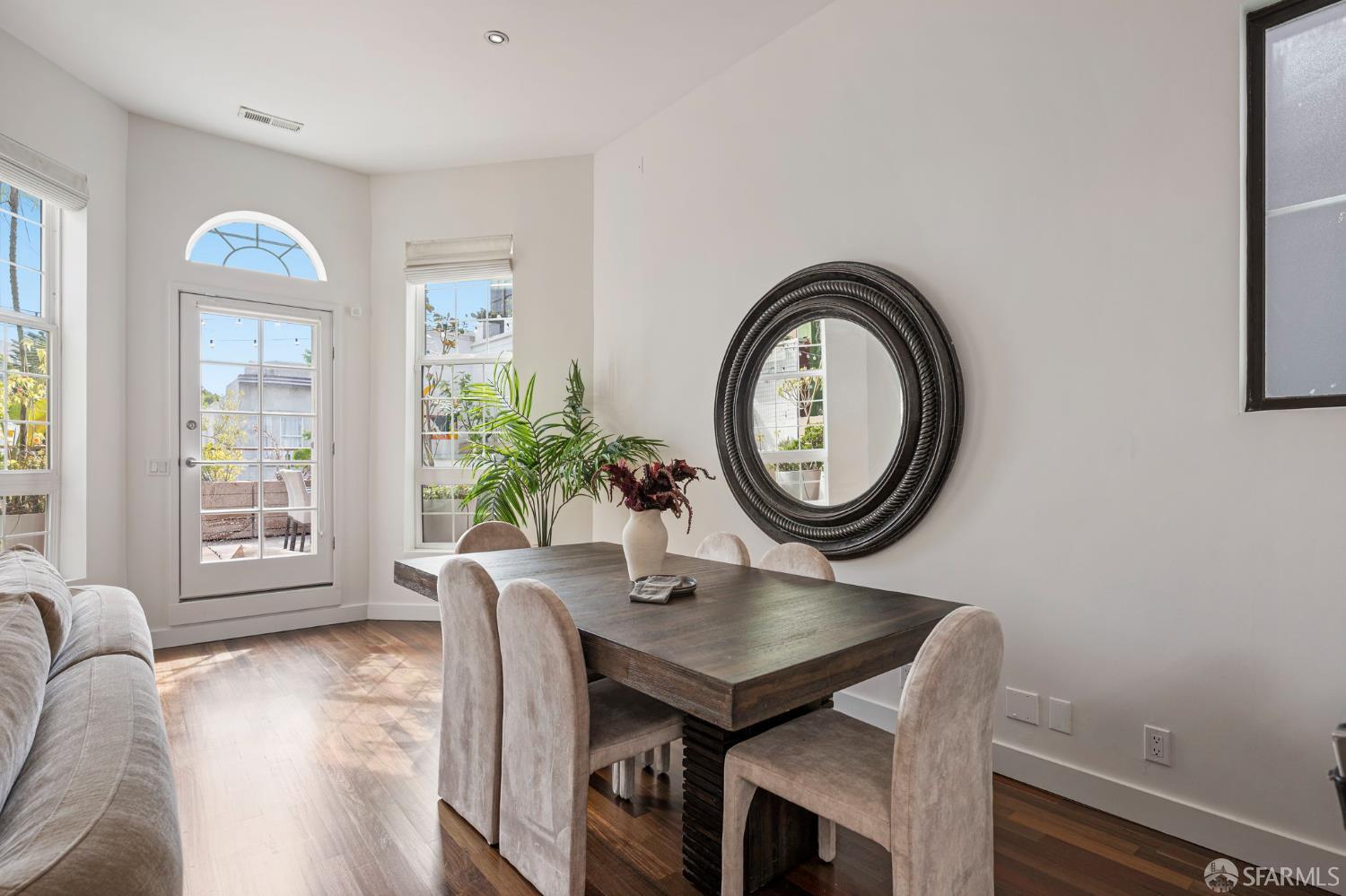 Photo #7: 426119762 Listing: Photo #7