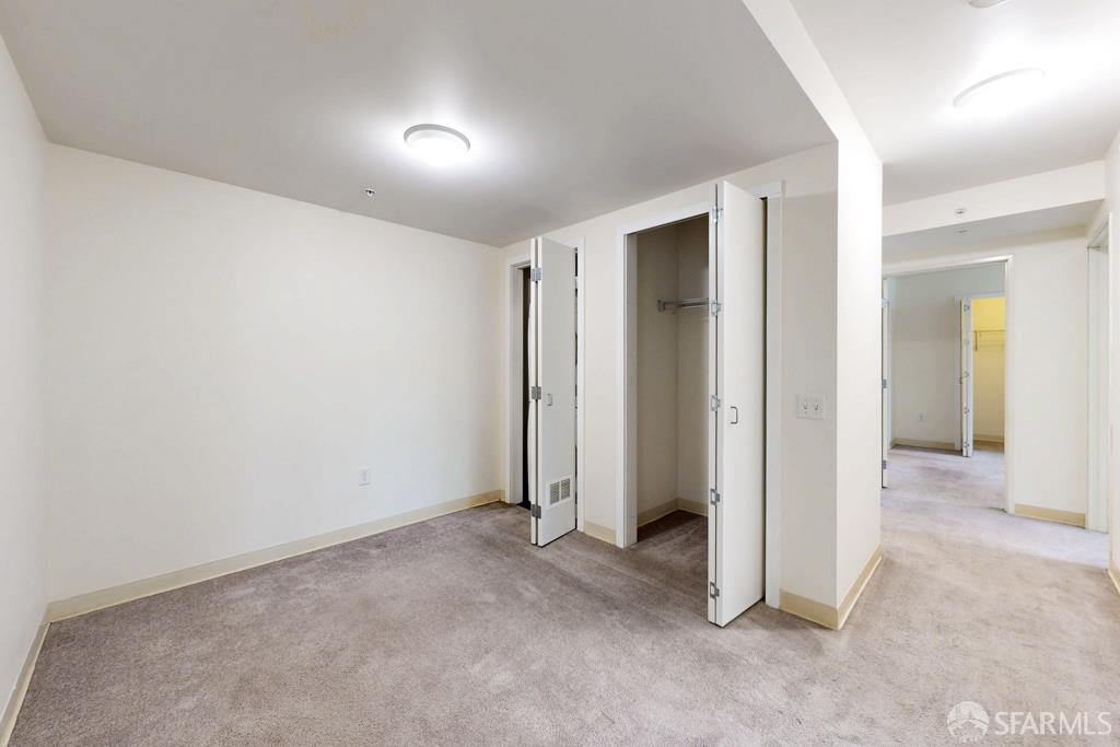 Photo #10: 426123094 Listing: Photo #10