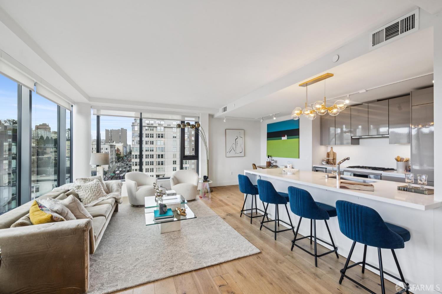 Photo #5: 426123540 Listing: Photo #5